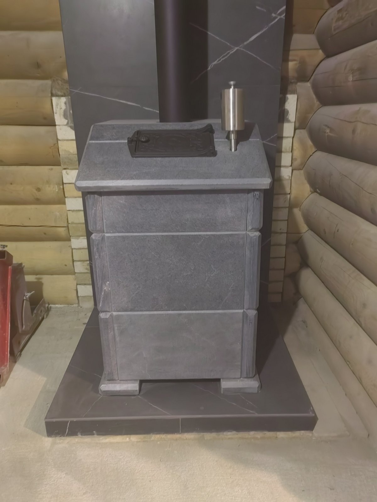 Печь банная УРАЛ 22 Премиум в облицовке из талькохлорита